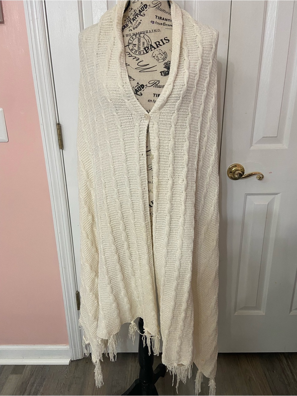 Lularoe Mimi shawl